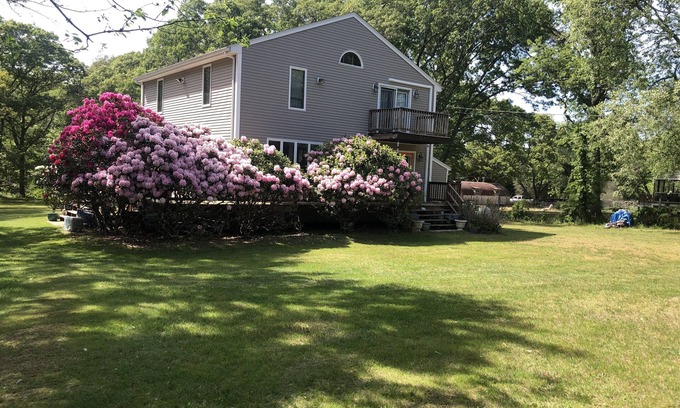 Portsmouth House | ISLAND RETREAT with all the comforts of home plus more