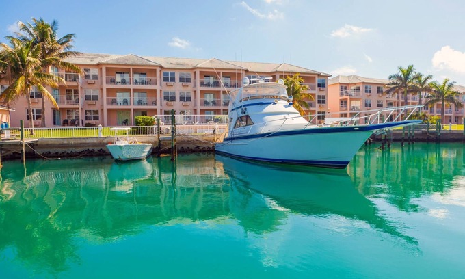 Williams Town Resort | Island Seas Resort 1 bedroom - Sleeps 4