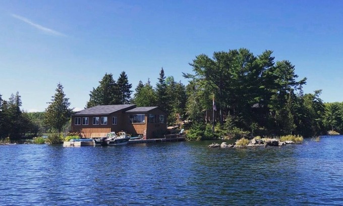 Manitoulin District Cabin | Island Vacation Home
