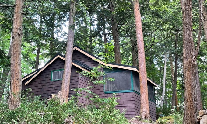 Town of Diana Cabin | ISLAND with PRIVATE BEACH "LOON ISLAND"