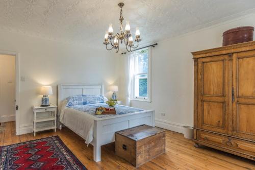 Woodend House | Islay House - Blue Room