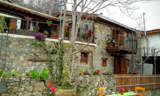 Palaichori House | Isminis Petroktisto Holidays Stonehouse