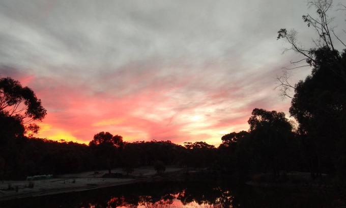 Yendon Cottage | Isn't it about time you stayed in the Dam Cottage?