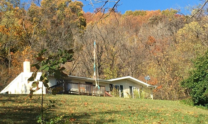 Greenwood Cottage | Isolated cottage with good view close to many winery and Brewers.
