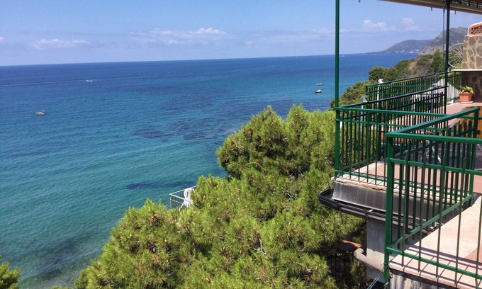 San Mauro Cilento House | House on the sea Acciaroli