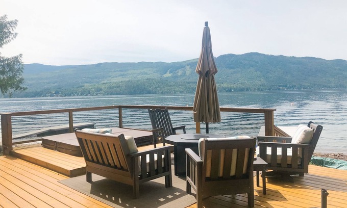 Magna bay Cottage | It doesn’t get any better than this! Breathtaking waterfront property & views.