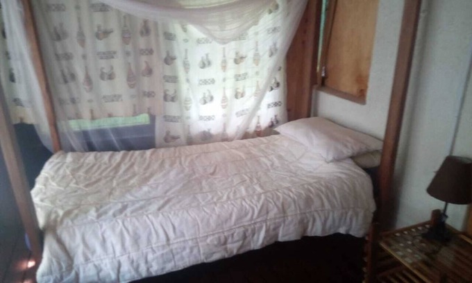 Karen House | It's an apartment with ample parking and full of security