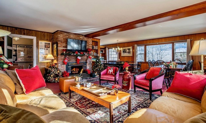 Manchester House | It's the Perfect Reunion House! Fireplace. Indoor pool. Ski. Dogs loved!