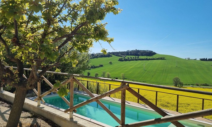 Loreto Villa | Italian Experience- Villa BellaLuce