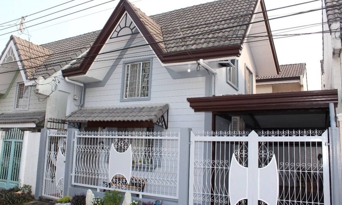 Angeles City House | It’s 2 Storey Townhouse, Near Clark Freeport Zone