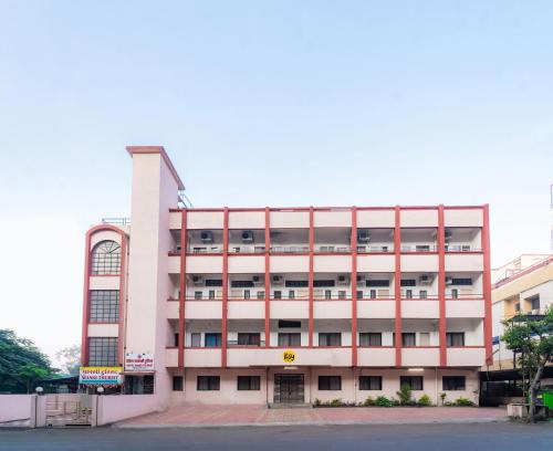 Nashik Road Hotel | Itsy Hotels Mansi