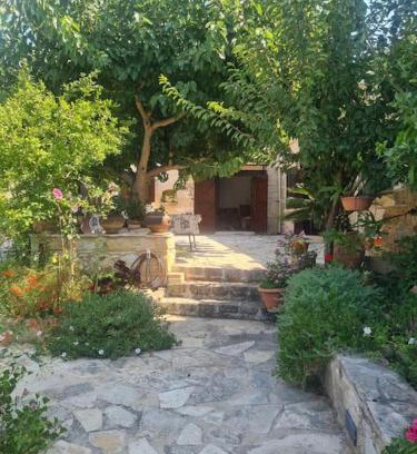 Giolou House | Ivi's House Giolou