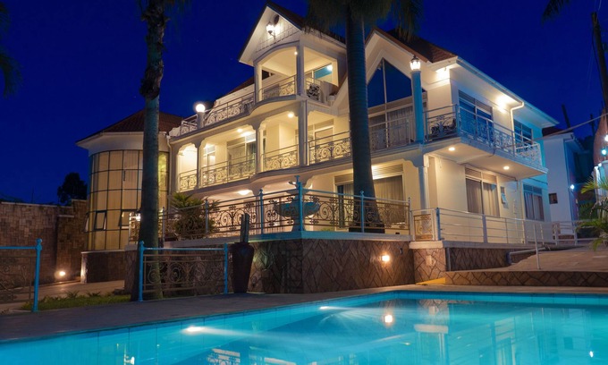 Muyenga Hotel | Ivory Castle Boutique Hotel