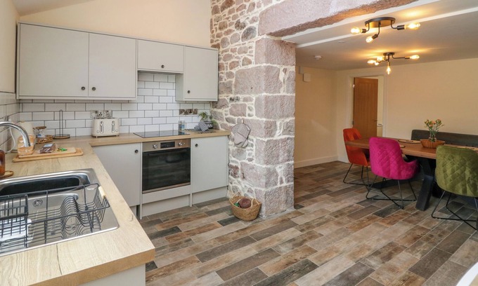 Calder Bridge Cottage | Ivy Cottage