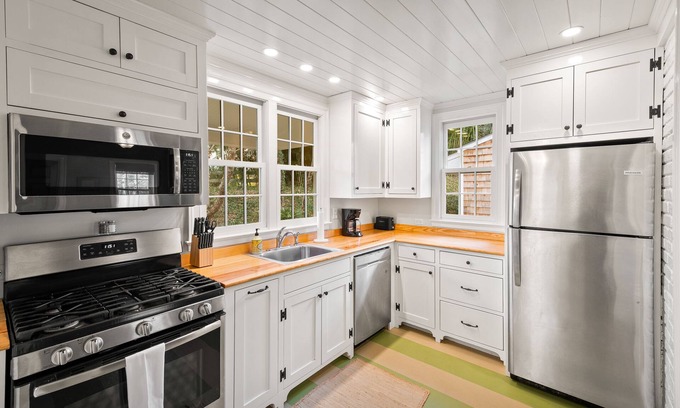 Batesville Cottage | Ivy Cottages - Cornwall Cottage