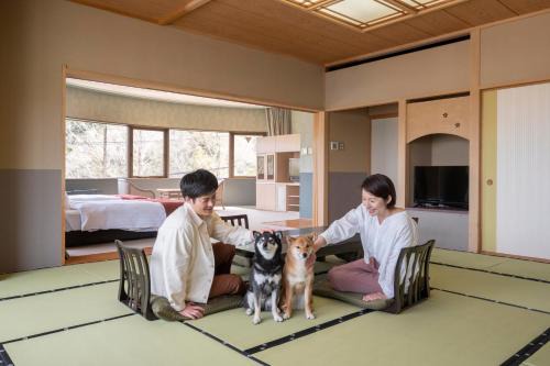 Kanzanjicho Hotel | Izumigo Lake Hamana Dog Paradise Hotel