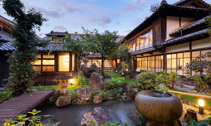 Tahara House | IZUTSURO