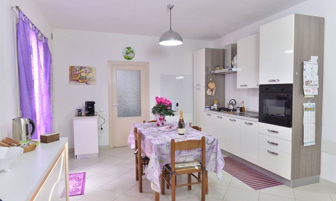 Pula Apartment | IzzHome Regina Margherita