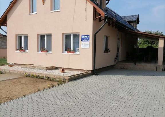 Nyirlovo House | Jázmin Vendégház