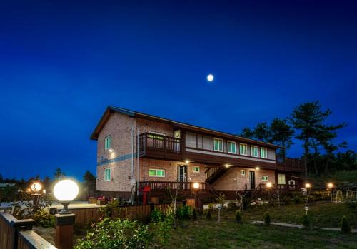 Seongsan House | J&J pension
