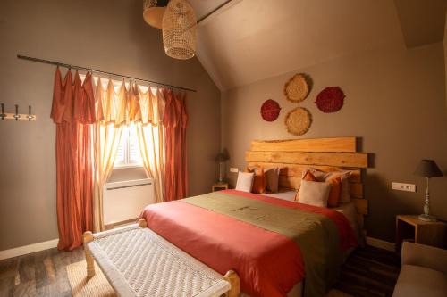Saint-Loup-de-Naud Villa | J&J Room - Hébergement d'exception prés de Provins!