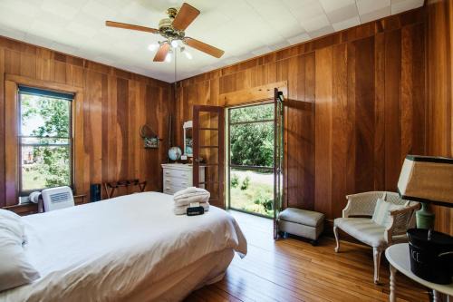 Central Lake House | Jack Room BW Boutique Hotel