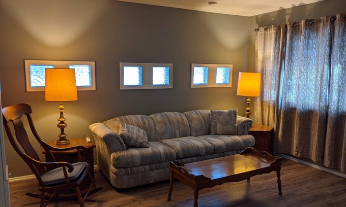 Monroe House | Jack's Joint's Bungalow in Downtown Monroe