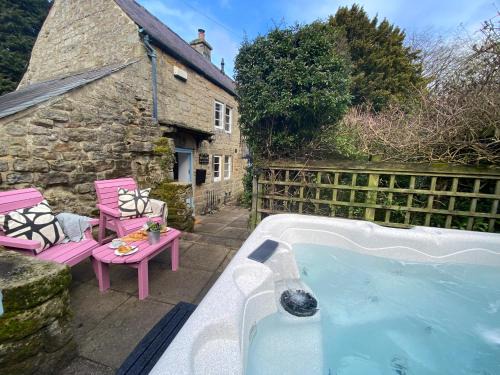 Calver House | Jacks Cottage, Curbar