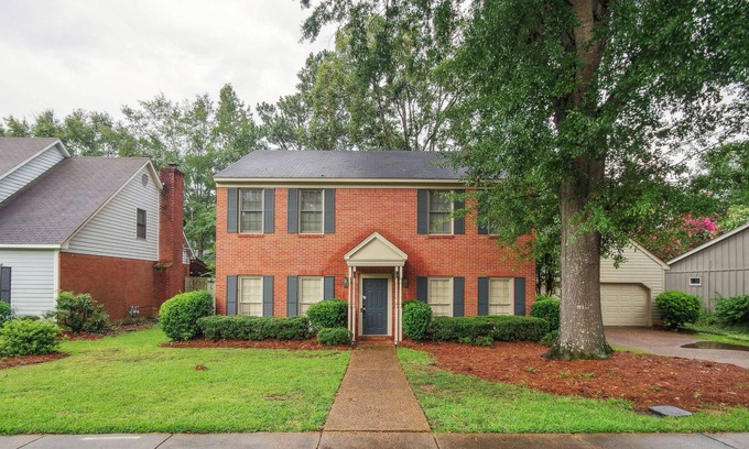 Tougaloo House | Jackson Getaway w/ Patio - 5 Miles to Lake!