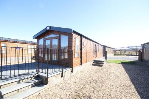 Dunning Ski Chalet | Jackson Lodge