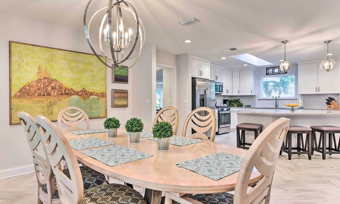 Southside House | Jacksonville Gem - Ideal Location to Beaches!