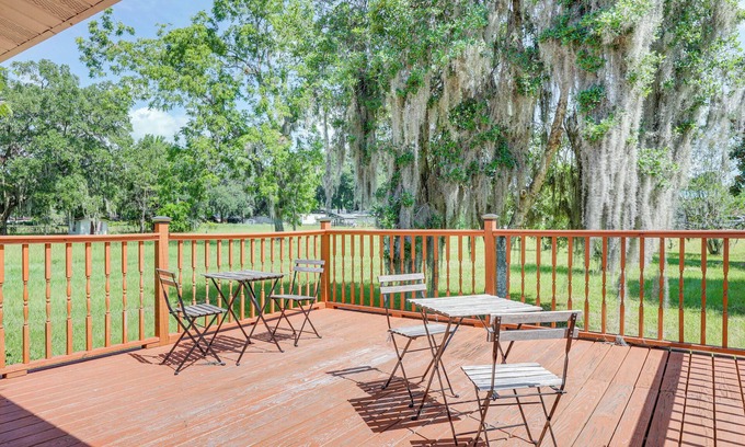 Northside House | Jacksonville Home w/ Deck: 17 Mi to Downtown!