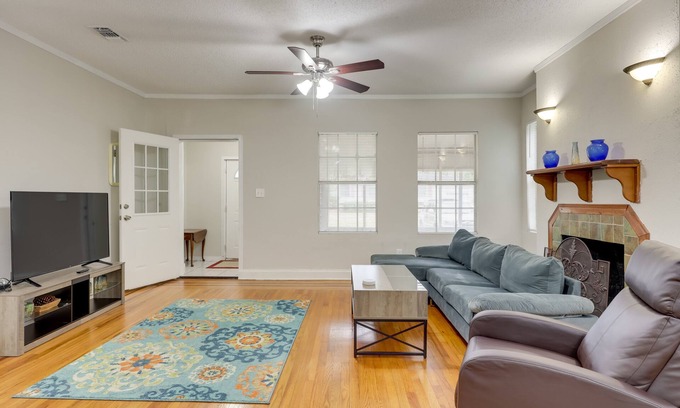 Lakeshore South House | Jacksonville Vacation Rental ~ 7 Mi to Downtown!