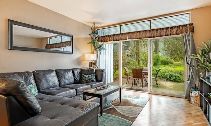 Birch Bay Condo | Jacobs Landing 605 1 Bedroom Condo