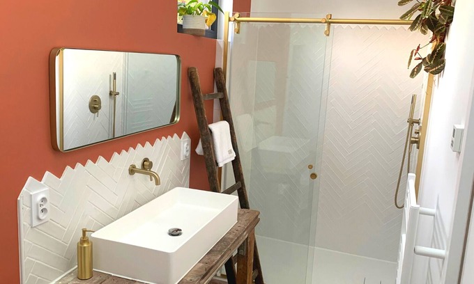 Croix Apartment | Jacuzzi en Amoureux et Chambre Lumineuse à Croix