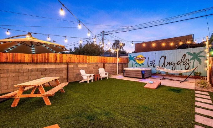 Hawthorne House | Jacuzzi+Game Room+Backyard Oasis! *5min to SoFi!*