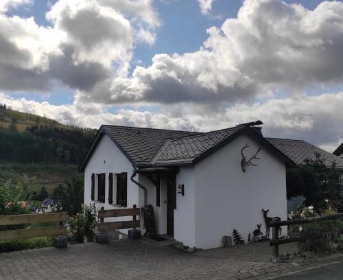 Zueschen House | Jagdhaus Holtebock