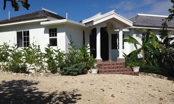 Robins Bay House | Jamaica off the beaten path!