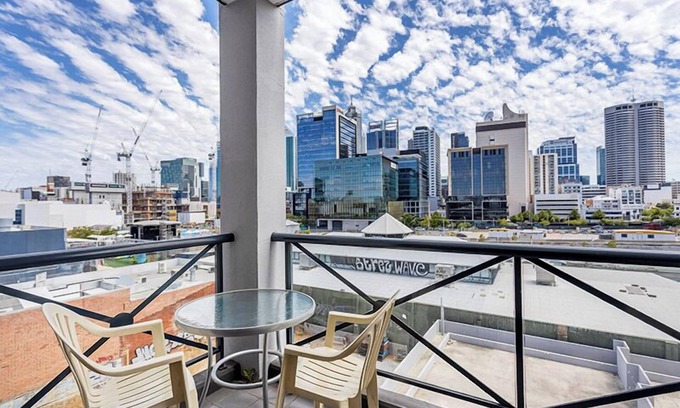 Northbridge Apartment | James on the Park - Executive Escapes
