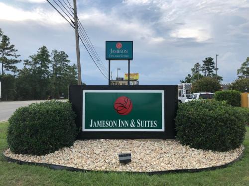 Hazlehurst Hotel | Jameson Inn and Suites Hazelhurst