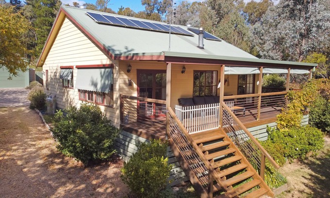 Jamieson House | Jamieson Getaway Minutes to Lake Eildon & Jamieson