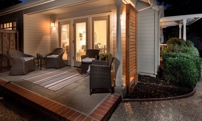 Sonoma House | Jane's Cottage-The Perfect Wine County Retreat - Includes Wine Tasting Passport