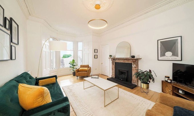 Murthill Apartment | Jane´s Place - Contemporary City Living