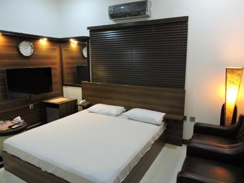 Hyderabad House | Jannat Guest House Hyd