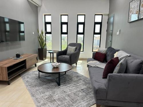 West Coast Division Apartment | Janneya Apartment Salagie