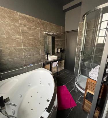 Rouen City Centre Apartment | Jardin Abbatiale