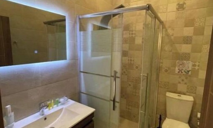 Madaba House | Jasmine flower hostel
