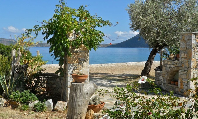 Steni Vala House | JASMINE - Flower Houses in Alonissos island