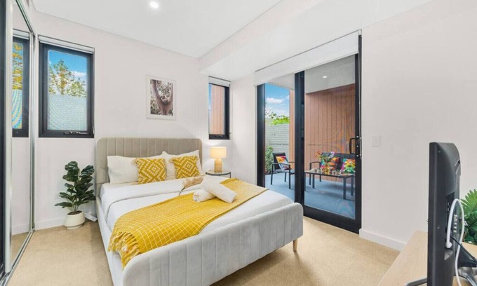 Rouse Hill Apartment | Jasmine's Secret Garden in Rouse Hill