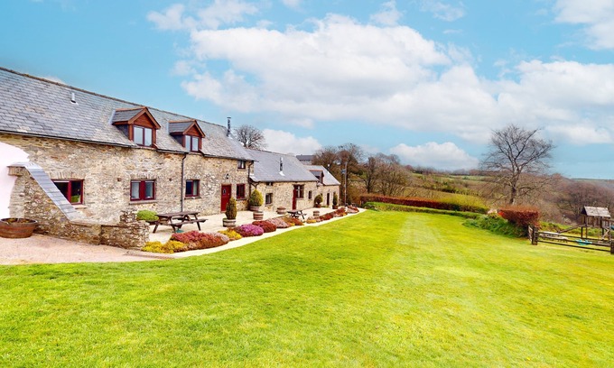 Hawkridge Cottage | Jasper and Smiddy - joint booking, Hawkridge, Nr Dulverton